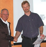 Ralph Hesse (right) receiving his presenter’s certificate from Peter Zietsman